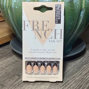 🫟5 for $25🫟 Salon Perfect Modern French Nail Set